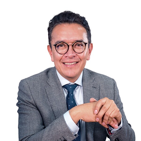 Dr. Mauricio Suarez Guerra
