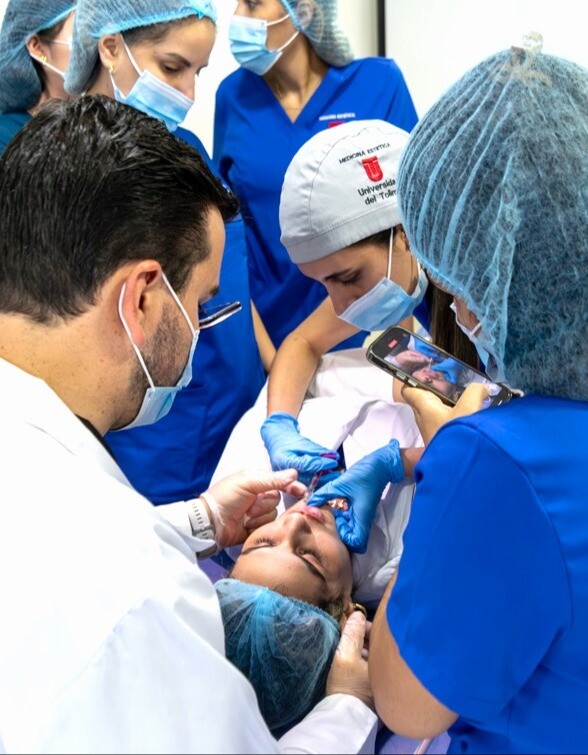 Diplomado universitario de medicina estética